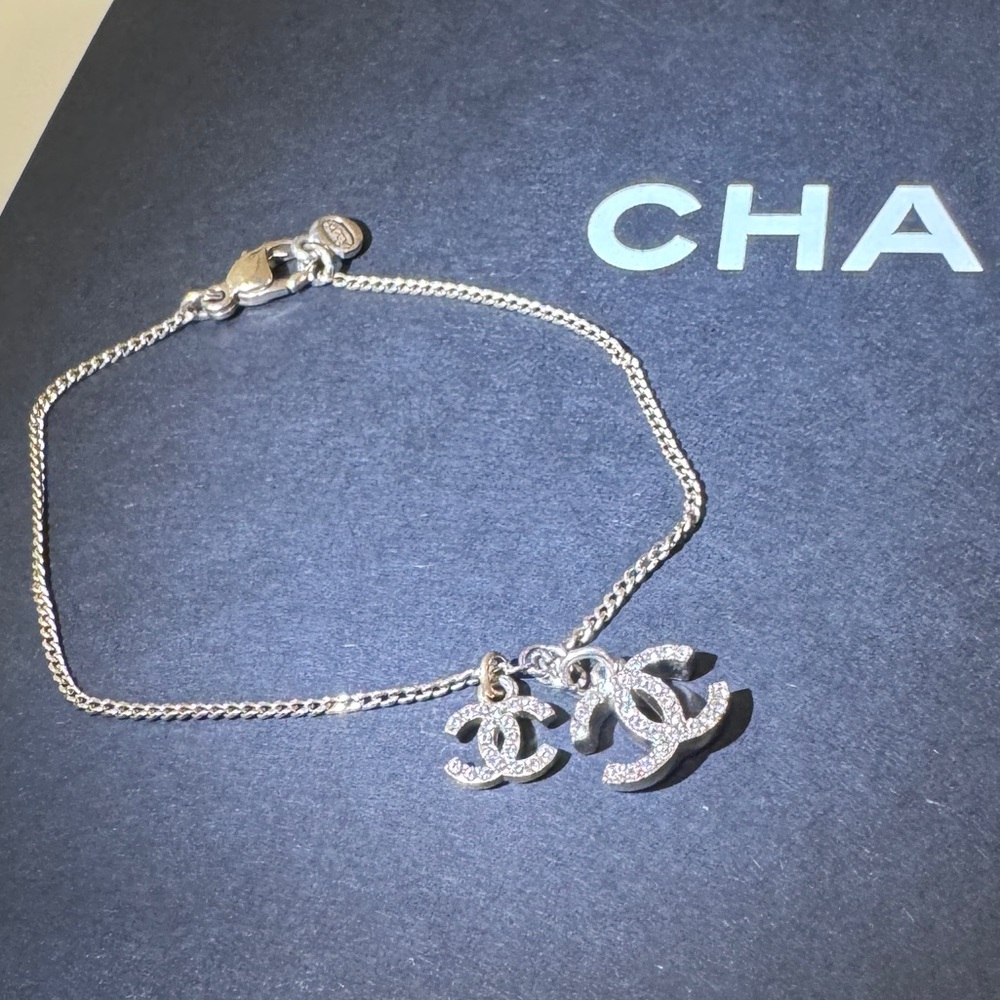 CHANEL double CC Bracelet